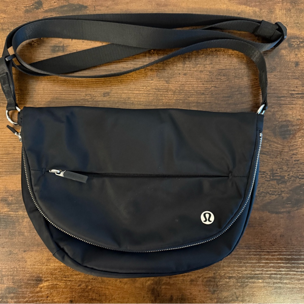 Lululemon All Night Festival Bag 5L